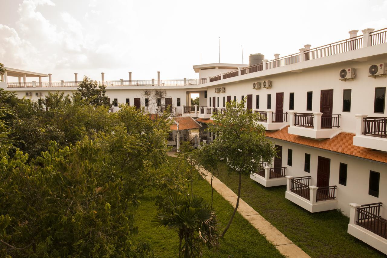 Samrith Hotel Kâmpóng Thum 外观 照片